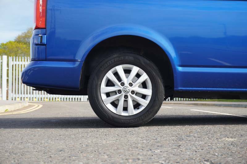 Volkswagen Transporter T32 Kombi Highline Swb 204 Ps 2.0 Tdi 7Sp Dsg 4Mot Grey #22
