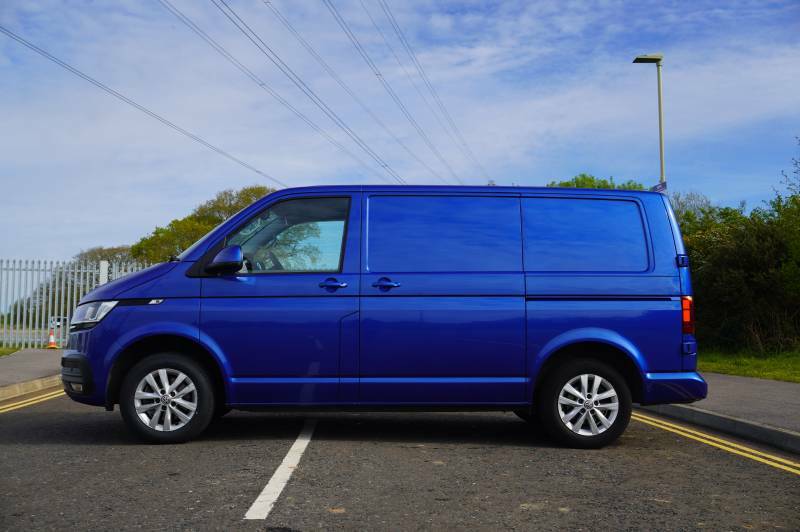 Volkswagen Transporter T32 Kombi Highline Swb 204 Ps 2.0 Tdi 7Sp Dsg 4Mot Grey #40