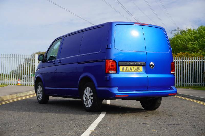 Volkswagen Transporter T30 Tdi 150 Van Dsg Highline Swb Blue #3