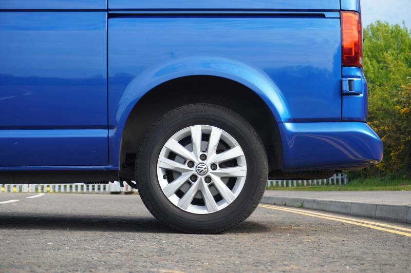 Volkswagen Transporter T32 Kombi Highline Swb 204 Ps 2.0 Tdi 7Sp Dsg 4Mot Grey #21