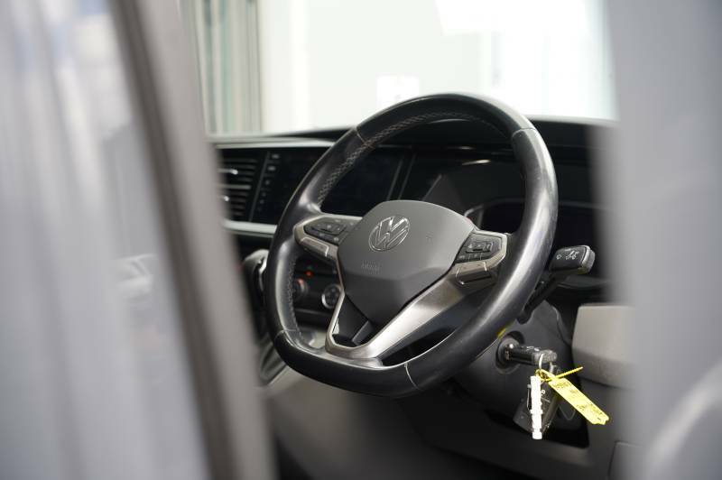 Volkswagen Transporter Sportline T32 Panel Van Sportline Lwb 204 Ps 2.0 Tdi 7Sp Dsg White #17