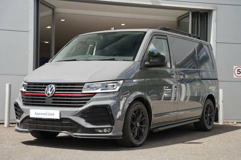 Volkswagen Transporter Sportline T32 Panel Van Sportline Lwb 204 Ps 2.0 Tdi 7Sp Dsg White #32