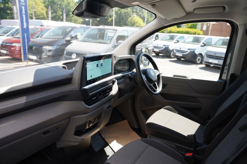 Volkswagen Transporter T30 Tdi 150 Van Commerce Pro Swb  #2