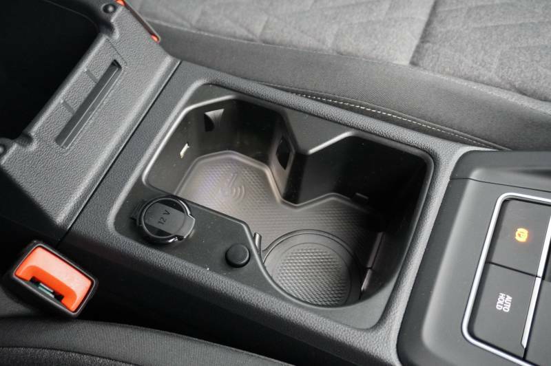 Volkswagen Golf 2020 70 1.5  #37