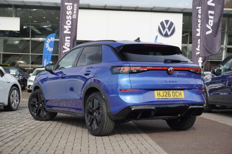 Volkswagen T-Roc Etsi 150 Dsg R-line Blue #3