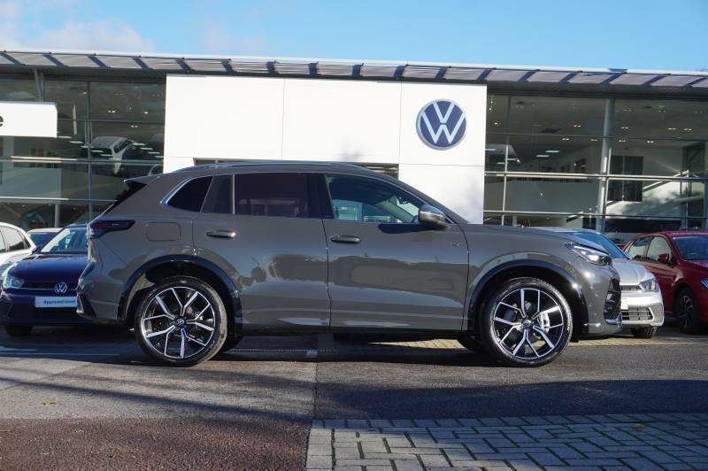 Volkswagen Tiguan Tsi 272 Ehybrid Dsg R-line Grey #4
