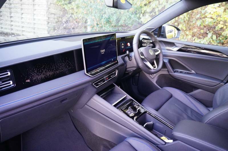Volkswagen Tiguan Tsi 272 Ehybrid Dsg R-line Grey #2