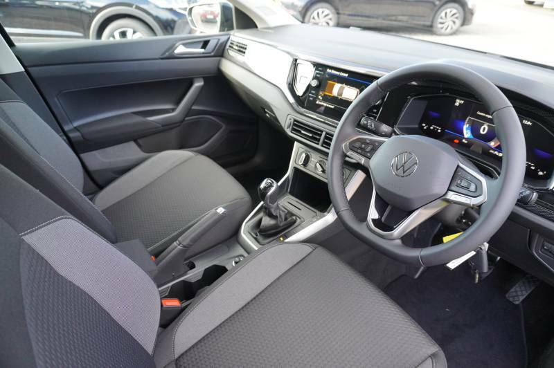 Volkswagen Polo Tsi Match Black #6