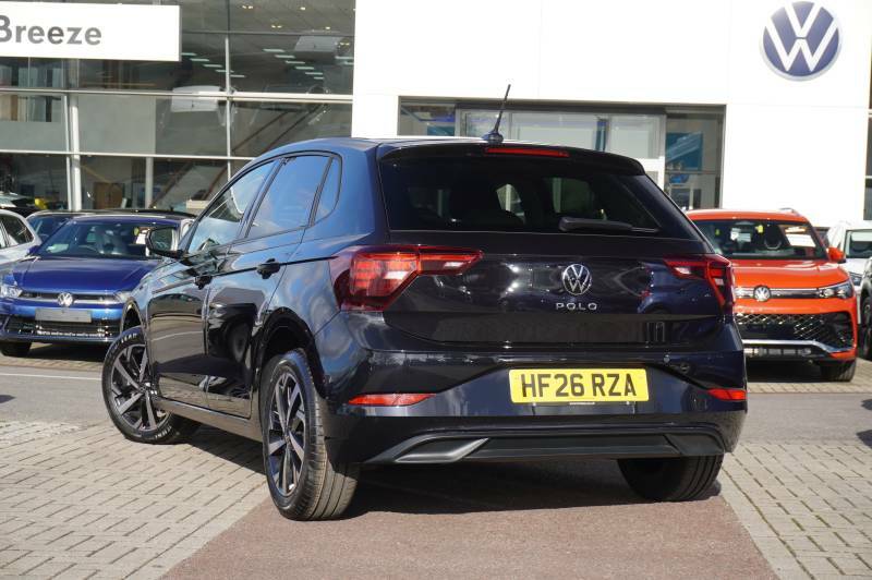 Volkswagen Polo Tsi Match Black #3
