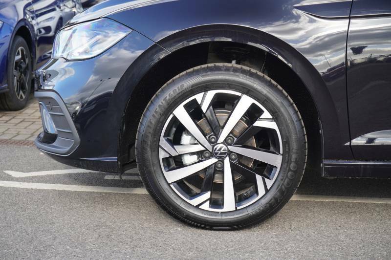 Volkswagen Polo Tsi Match Black #5