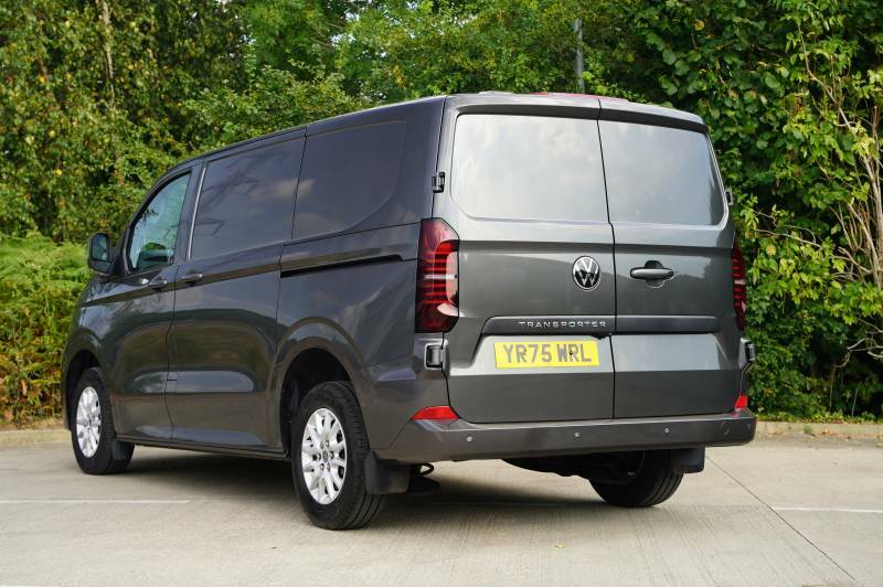 Volkswagen Transporter T30 Tdi 150 Van Commerce Pro Swb #3