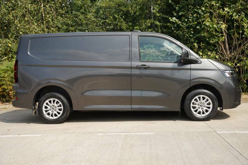 Volkswagen Transporter T30 Tdi 150 Van Commerce Pro Swb #4