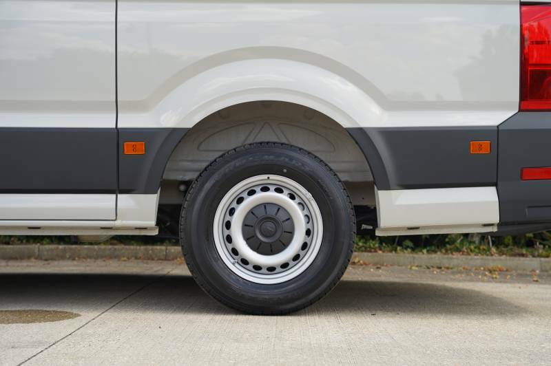 Volkswagen Crafter Cr35 Panel Van Commerce Mwb 140 Ps 2.0 Tdi 6Sp Man White #27