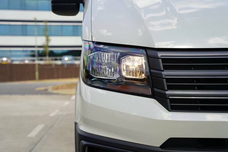 Volkswagen Crafter Cr35 Panel Van Commerce Mwb 140 Ps 2.0 Tdi 6Sp Man White #30