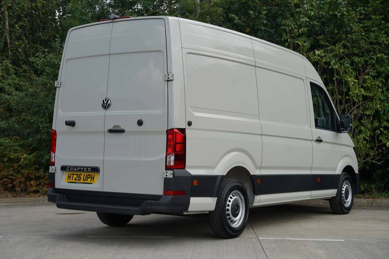 Volkswagen Crafter Cr35 Panel Van Commerce Mwb 140 Ps 2.0 Tdi 6Sp Man White #15