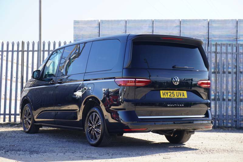 Volkswagen Multivan Tsi Lwb Dsg Style Lwb HY25UVA Black #3