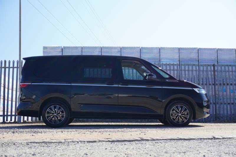 Volkswagen Multivan Tsi Lwb Dsg Style Lwb HY25UVA Black #4