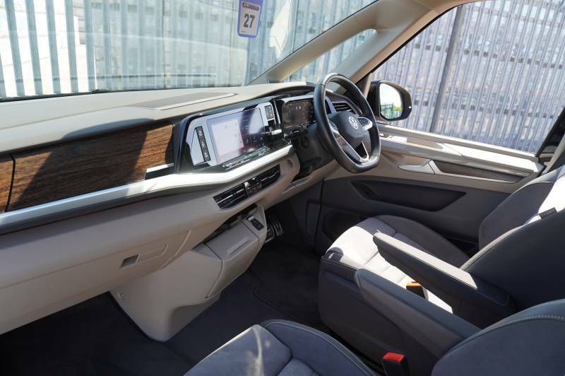 Volkswagen Multivan Tsi Lwb Dsg Style Lwb HY25UVA Black #2