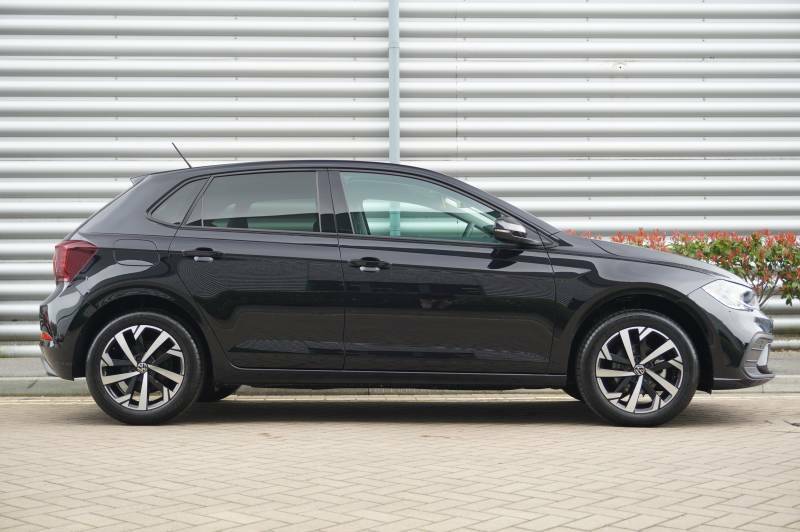 Volkswagen Polo Tsi Match Black #4