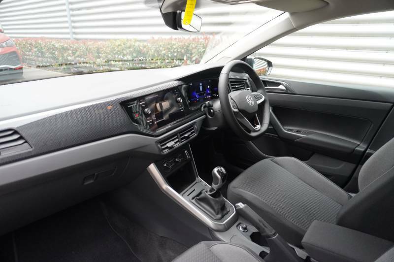 Volkswagen Polo Tsi Match Black #2