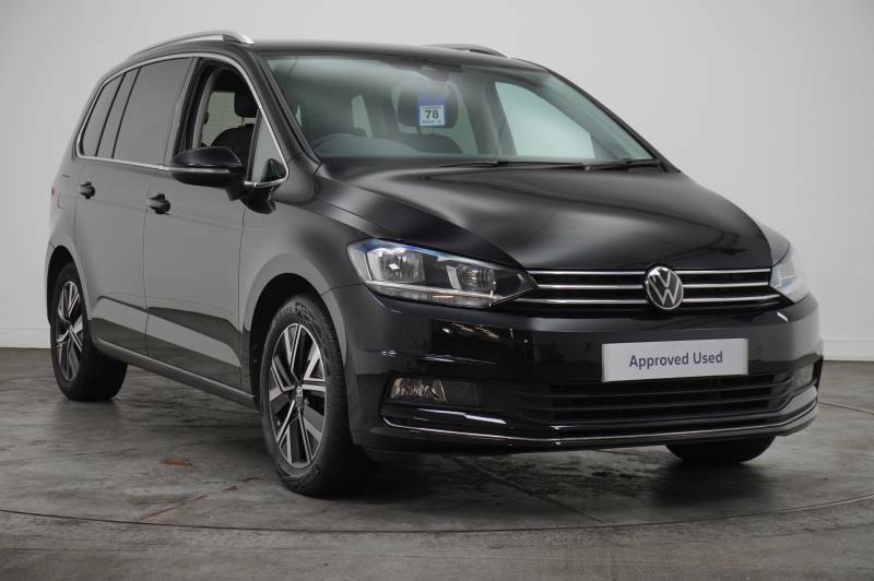 Volkswagen Touran Tsi Evo Dsg Sel - 2023 72 Black