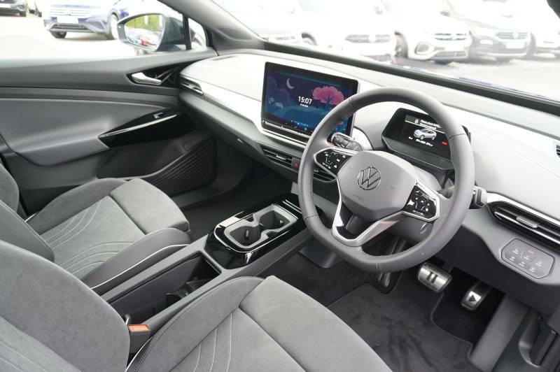 Volkswagen ID.4 77Kwh Black Edition Pro - 2026 Blue #6