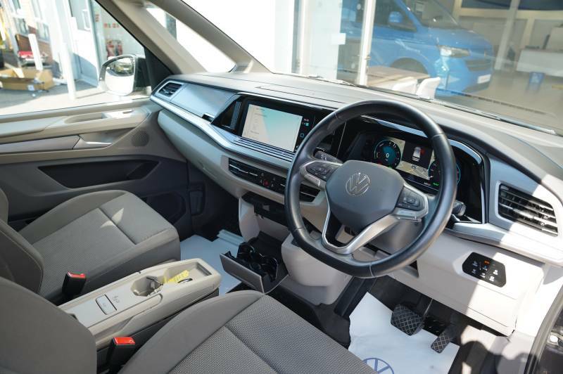 Volkswagen Multivan Tsi Ehybrid Dsg Life Swb - 2024 74 Black #6
