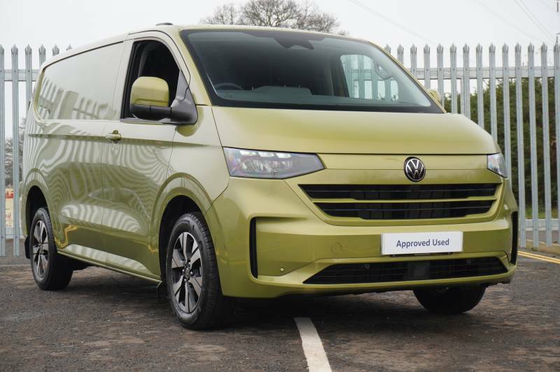 Volkswagen Transporter T32 Tdi 150 Van Commerce Pro Swb Green