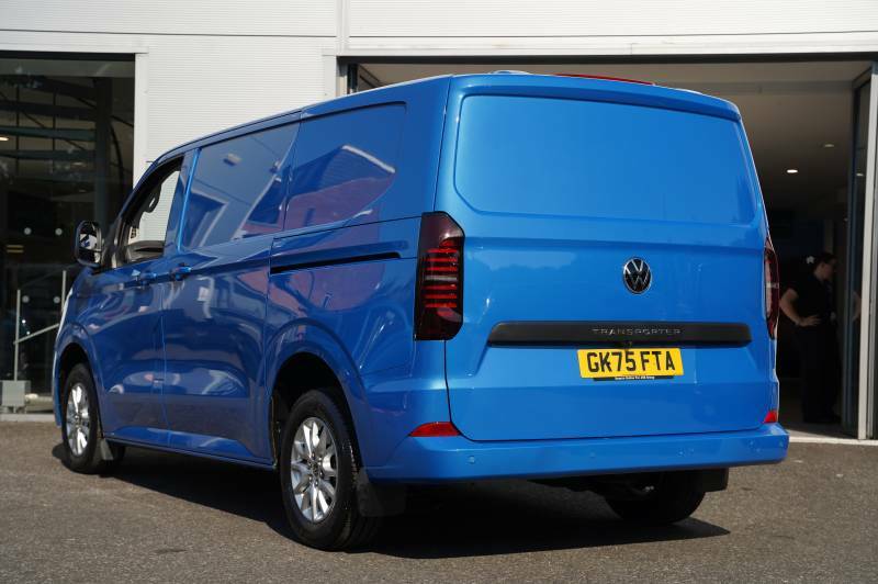 Volkswagen Transporter T28 Tdi 110 Van 5 Plus Commerce Pro Swb Blue #3