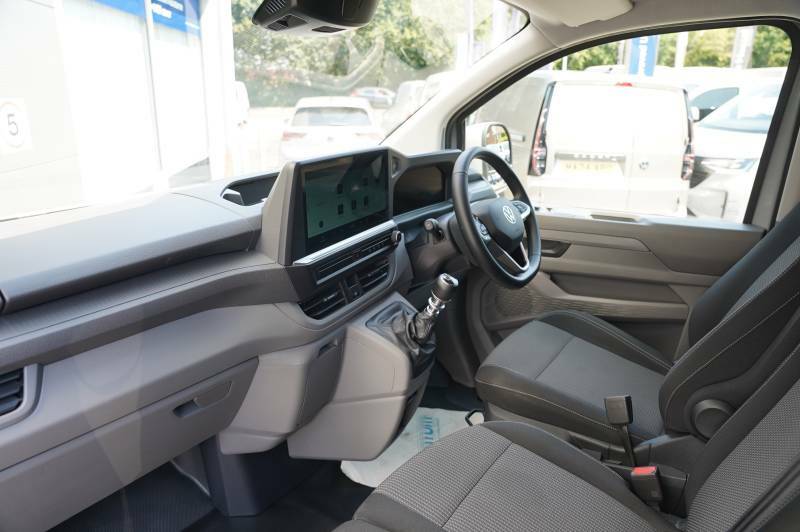 Volkswagen Transporter T30 Tdi 150 Van 5 Plus Commerce Plus Lwb  #2