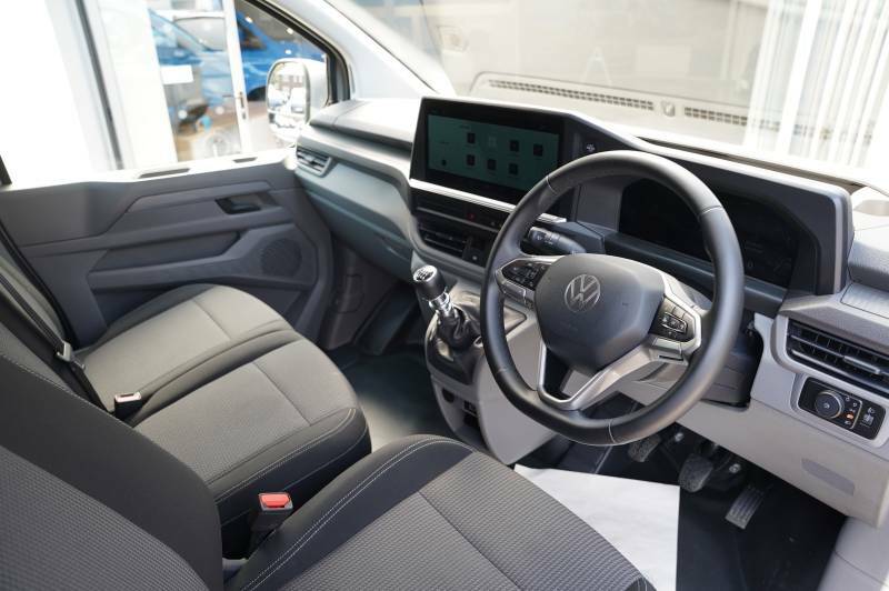 Volkswagen Transporter T30 Tdi 150 Van 5 Plus Commerce Plus Lwb  #6