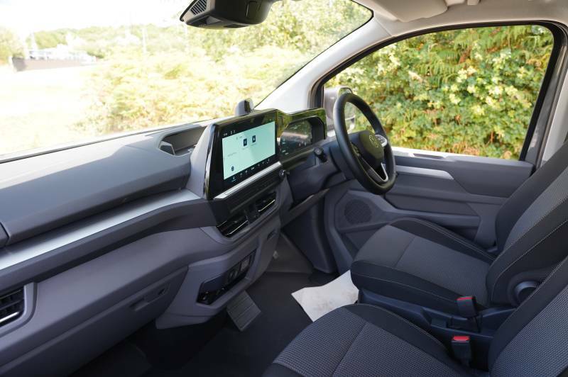 Volkswagen Transporter T30 Tdi 150 Van 5 Plus Commerce Plus Swb #2