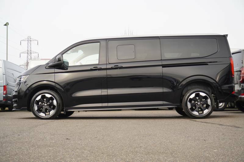 Volkswagen Transporter Shuttle T32 Tdi 170Ps Minibus Style Lwb - 2025 Black #15