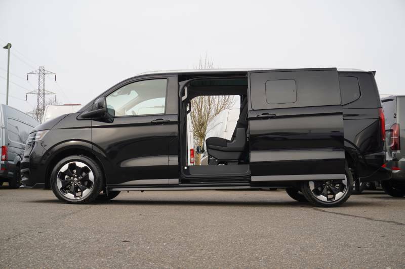 Volkswagen Transporter Shuttle T32 Tdi 170Ps Minibus Style Lwb - 2025 Black #16