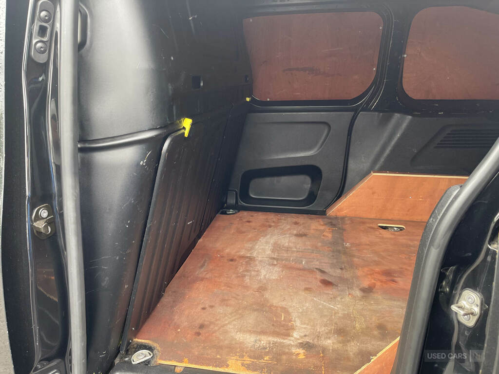 Citroen Berlingo 1.5 Bluehdi 650Kg Enterprise 75Ps CE21TBZ Black #6