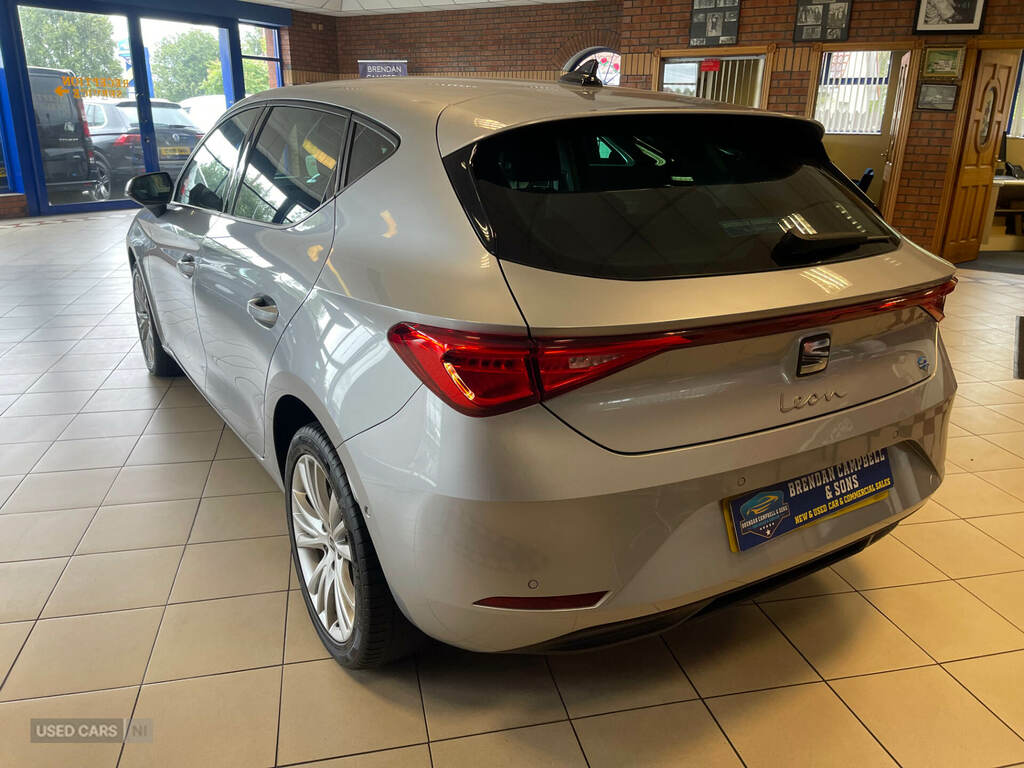 Seat Leon 2.0 Tdi Se Dynamic YB22WUT Silver #5