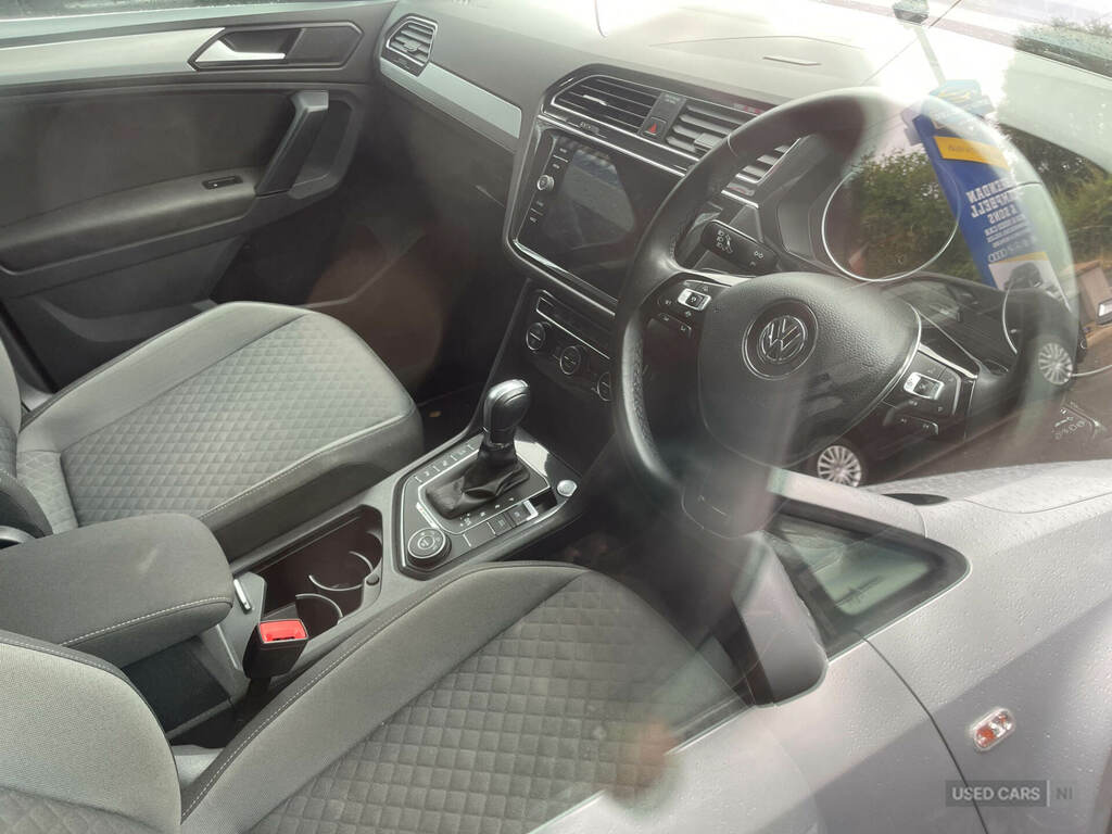 Volkswagen Tiguan Se Nav Black #2