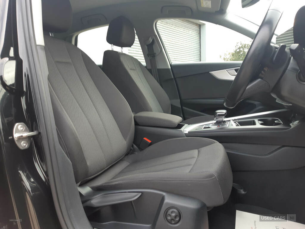 Audi A4 35 Tfsi S Line S Tronic Black #24