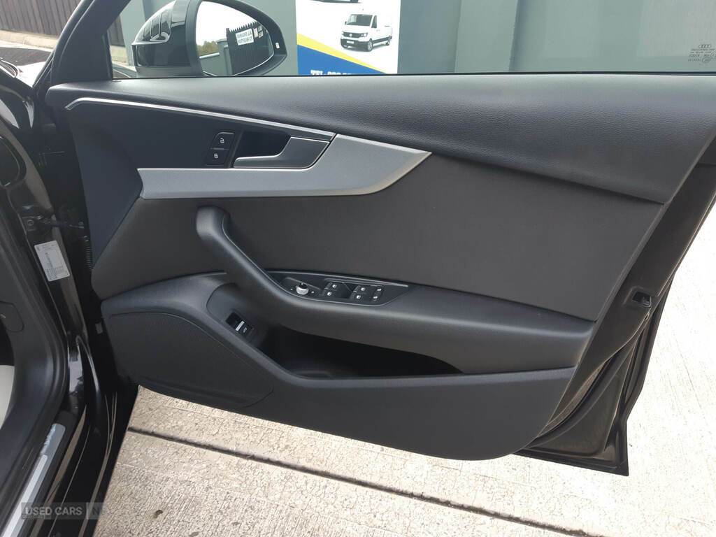 Audi A4 35 Tfsi S Line S Tronic Black #25