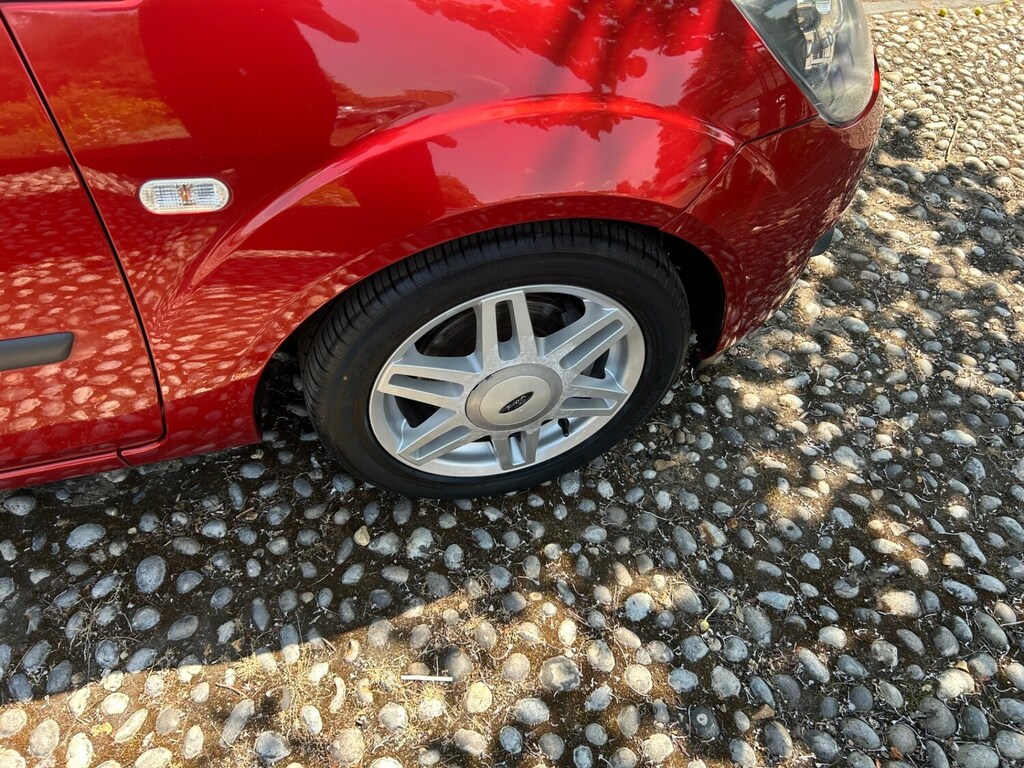 Ford Fiesta 1.4 Ghia Red #4