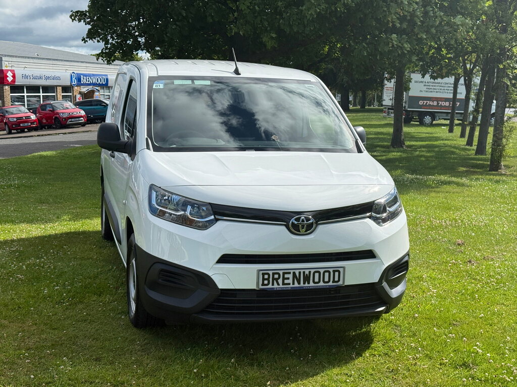 Toyota Proace City 1.5 Bluehdi Active Short Panel Van Manu White #2