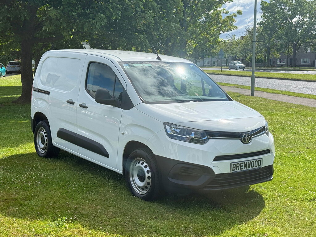 Toyota Proace City 1.5 Bluehdi Active Short Panel Van Manu White