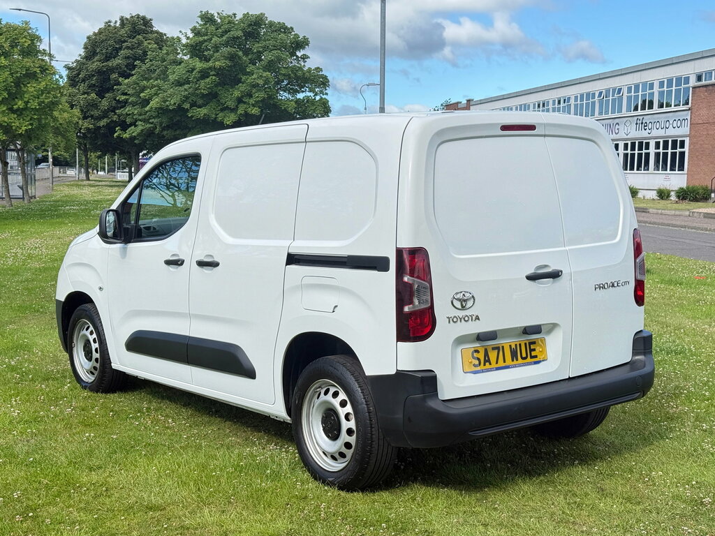 Toyota Proace City 1.5 Bluehdi Active Short Panel Van Manu White #4