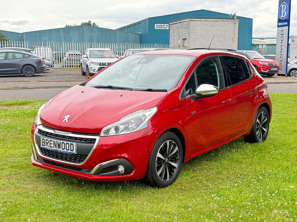 Peugeot 208 1.2 Puretech Tech Edition Hatchback Man SC19NSN Red #3