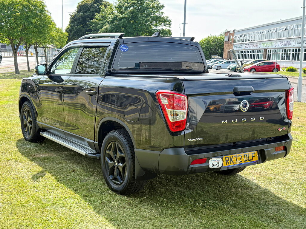 SsangYong Musso 2.2D Saracen Pickup Double Cab 4Wd Black #4