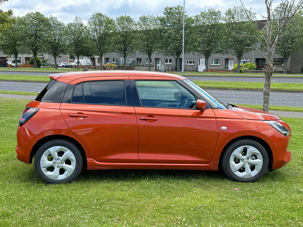 Suzuki Swift 1.2 Mhev Motion Hatchback Hybrid Cvt Eu Orange #6
