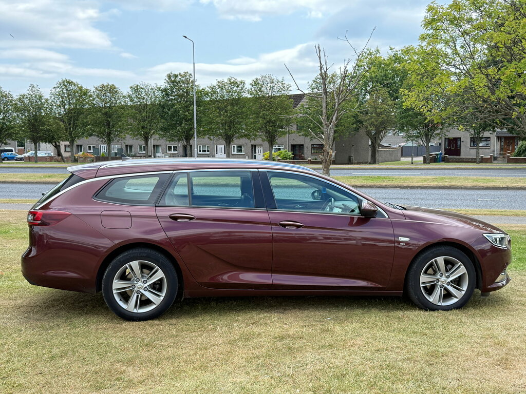 Vauxhall Insignia 1.6 Turbo D Blueinjection Sri Nav Sports Tourer Red #6