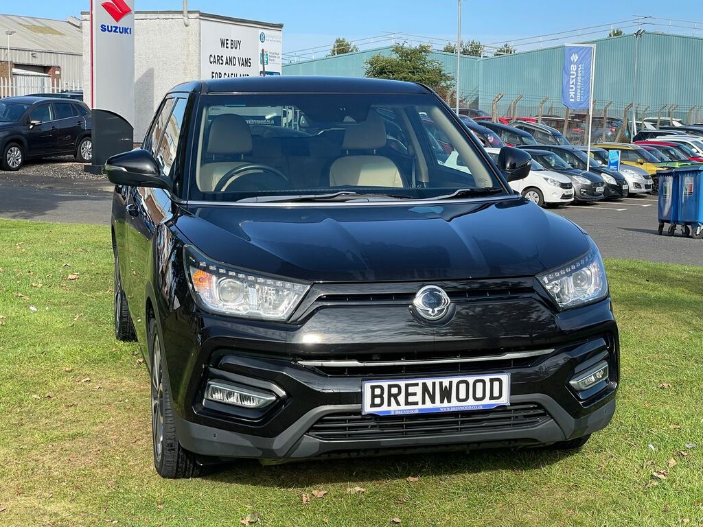 SsangYong Tivoli 1.6P Ultimate Suv Euro 6 Ss Black #2
