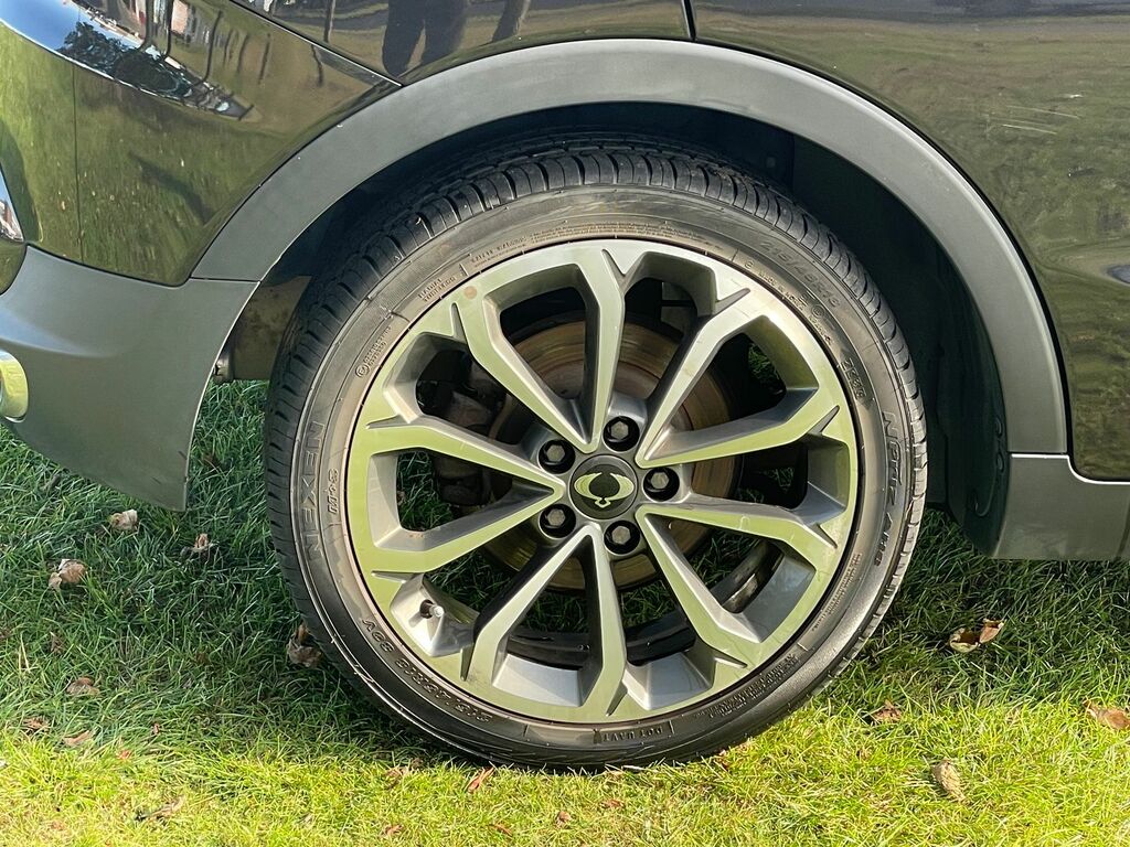 SsangYong Tivoli Hatchback Blue #10
