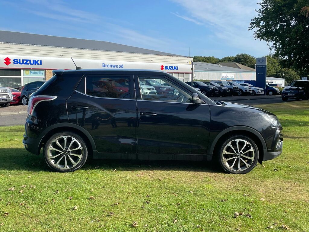 SsangYong Tivoli 1.6P Ultimate Suv Euro 6 Ss Black #6